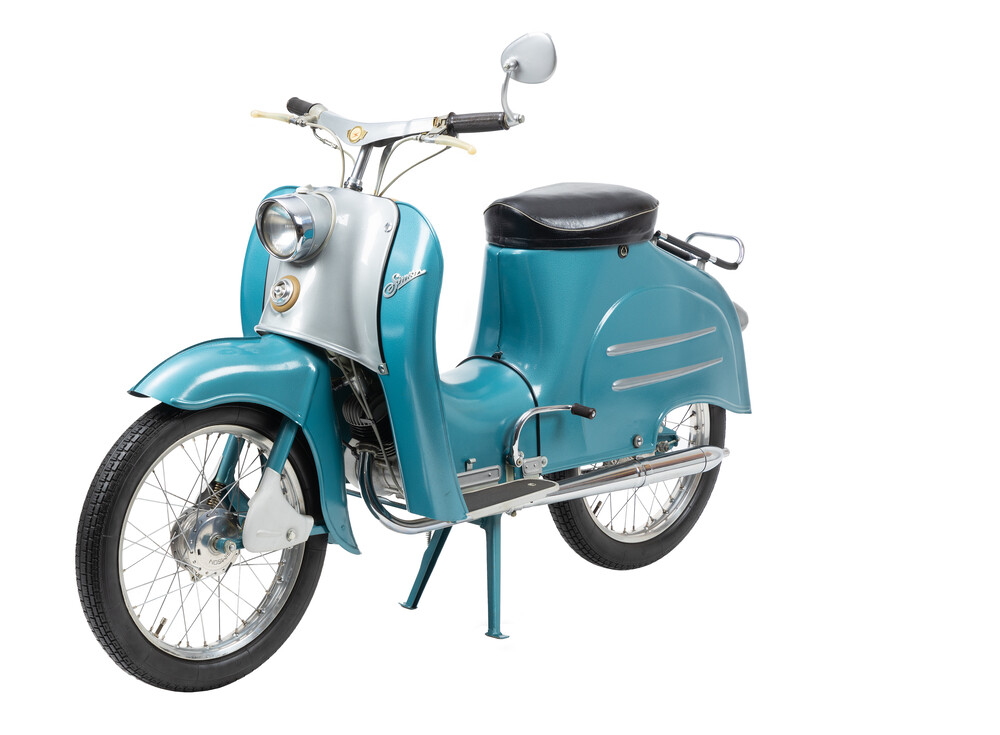 Simson_KR50_rechtsnachlinks Kopie.jpg