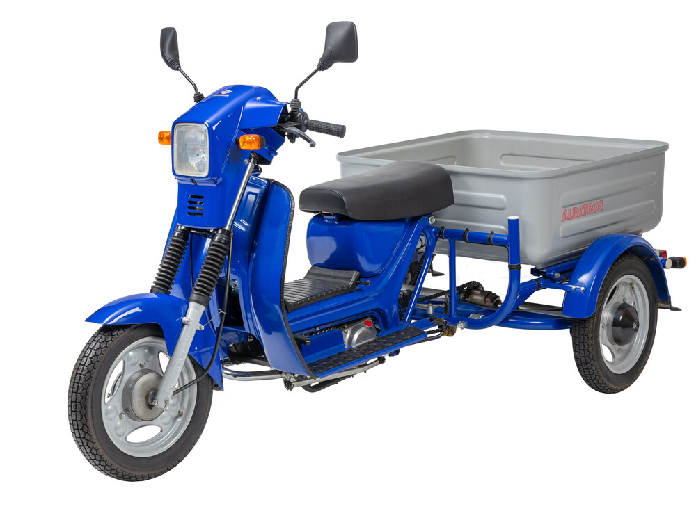 Simson_SD50-Albatross_rechtsnachlinks Kopie.jpg