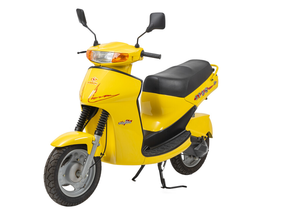 Simson_Star50_rechtsnachlinks Kopie.jpg